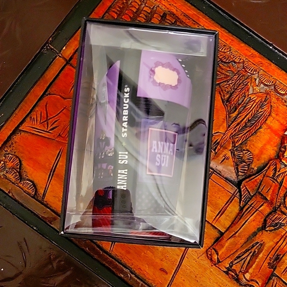 NIB‎ Anna Sui tumbler by Starbucks